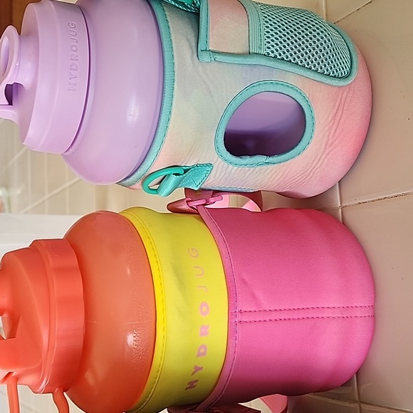 5️⃣ pc HydroJug bundle! - Picture 1 of 5